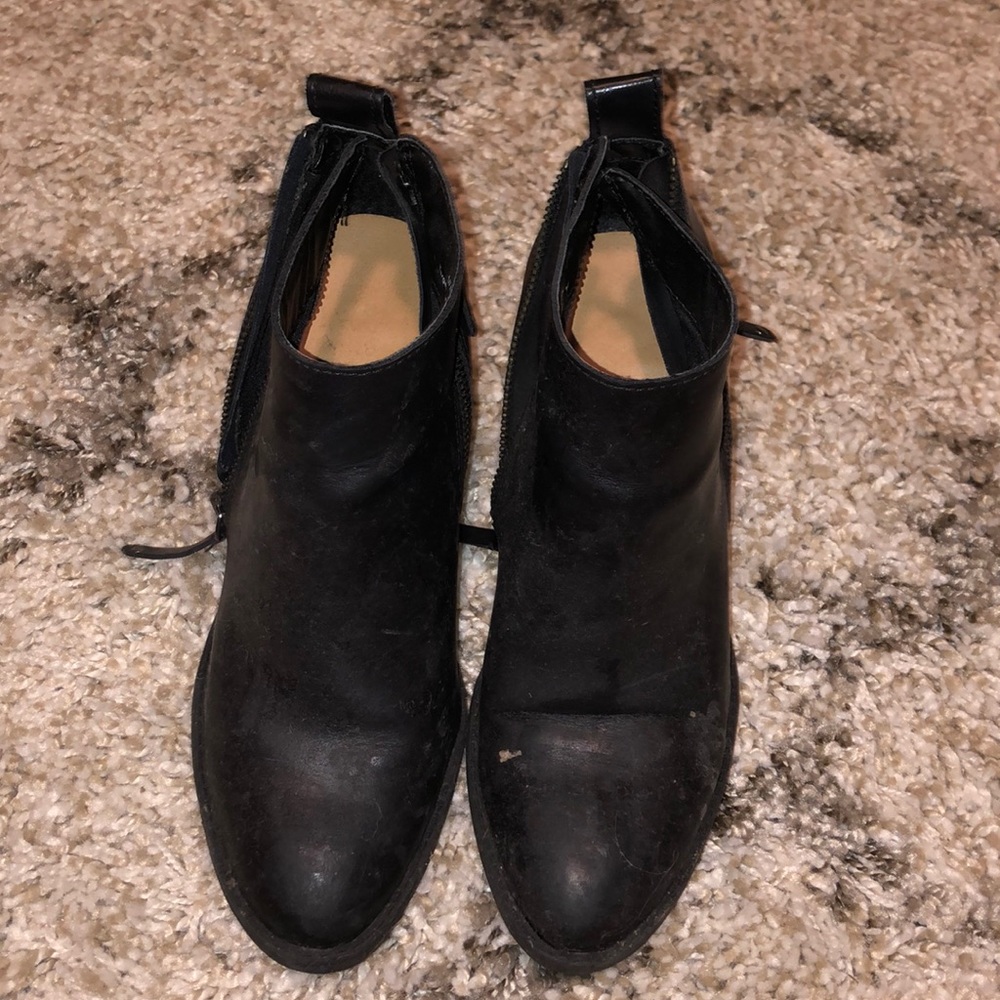 dv booties from target, great for the winter